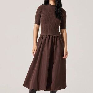 Caerlion Contrast Knit Midi Dress